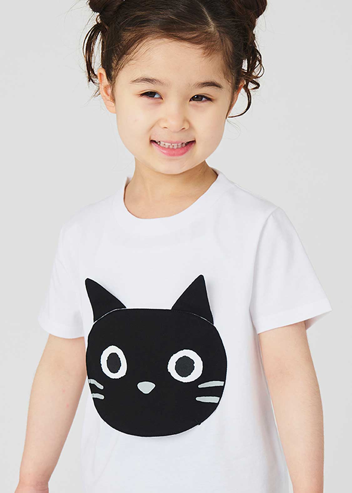 Suicaのペンギンで有名な「さかざきちはる」とグラニフにコラボ